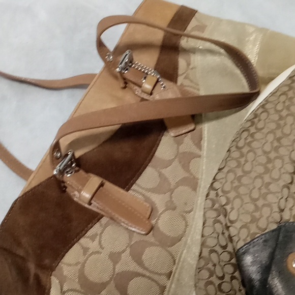 Handbag - Picture 8 of 8